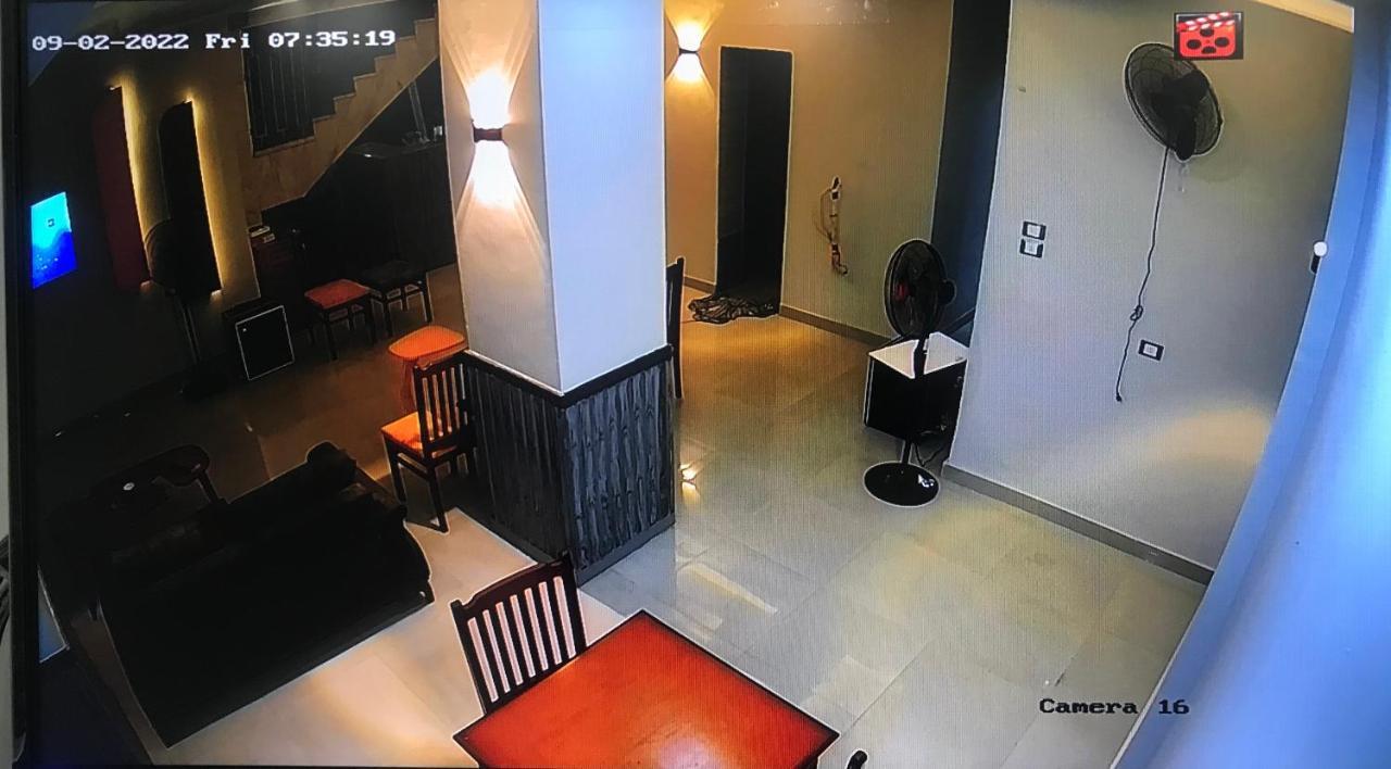 Royal Hotel Qinā Extérieur photo